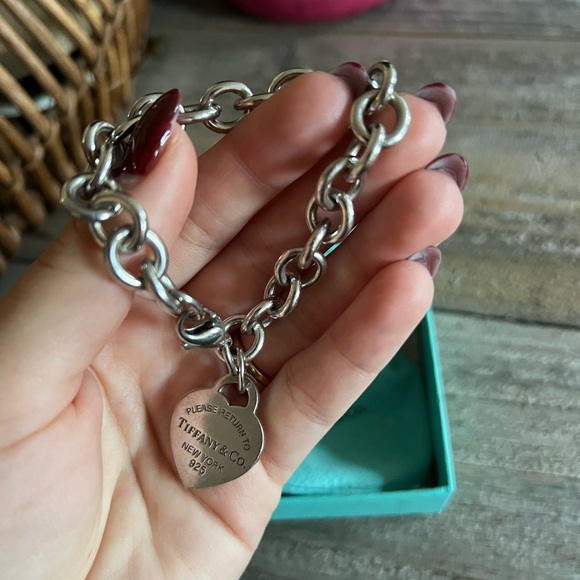 Tiffany and Co Heart Tag Charm - Picture 7 of 10